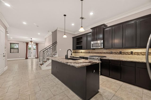 4204 Eli Street A, Houston, TX 77007