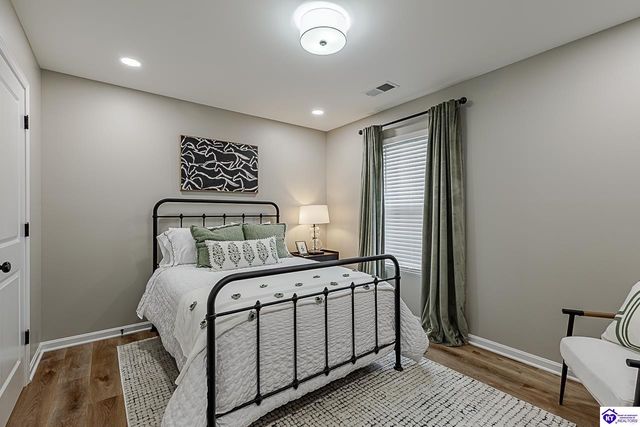 304 C Village Brooke Drive, Elizabethtown, KY 42701