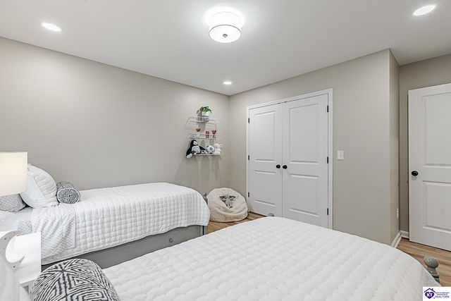 304 C Village Brooke Drive, Elizabethtown, KY 42701