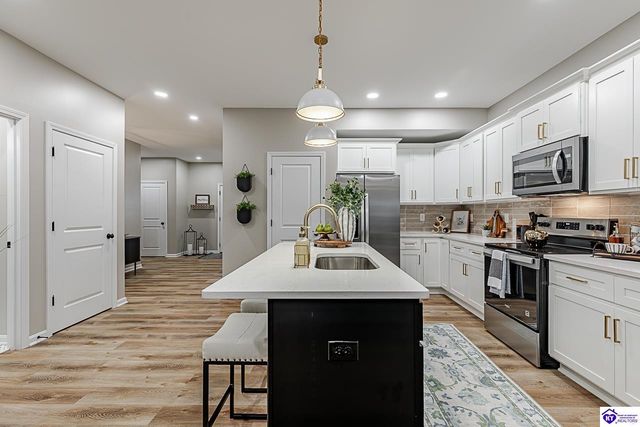 304 C Village Brooke Drive, Elizabethtown, KY 42701
