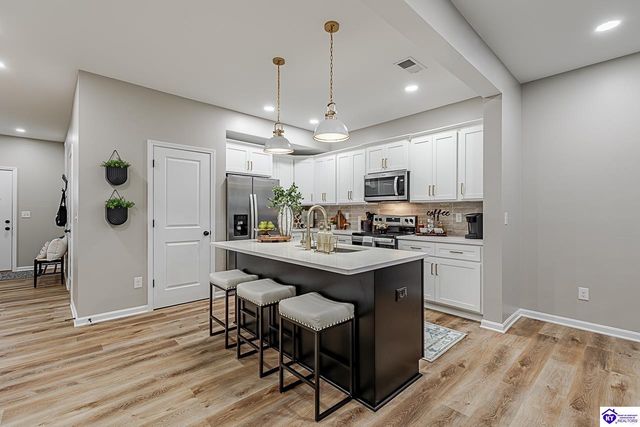 304 C Village Brooke Drive, Elizabethtown, KY 42701