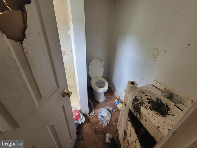 2016 E ELKHART ST, Philadelphia, PA 19134