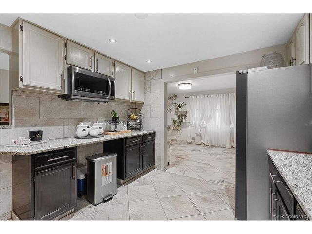 3017 Cimarron St, Aurora, CO 80011