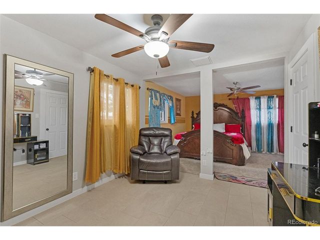 3017 Cimarron St, Aurora, CO 80011