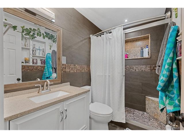 3017 Cimarron St, Aurora, CO 80011