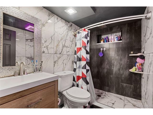 3017 Cimarron St, Aurora, CO 80011