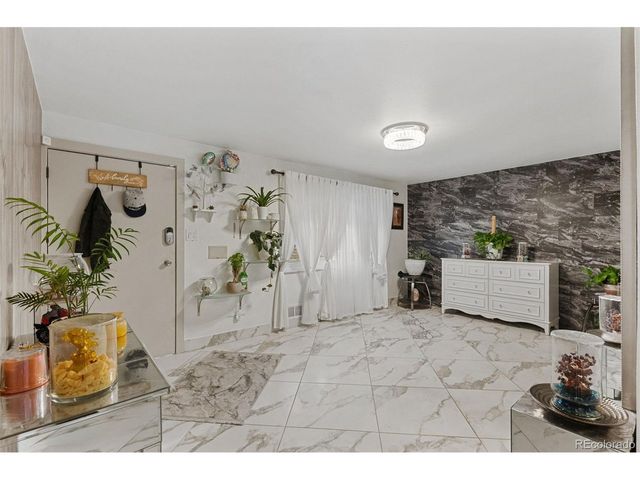 3017 Cimarron St, Aurora, CO 80011