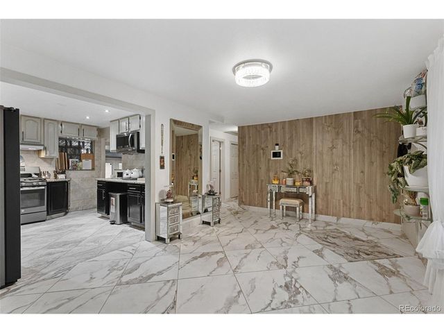 3017 Cimarron St, Aurora, CO 80011