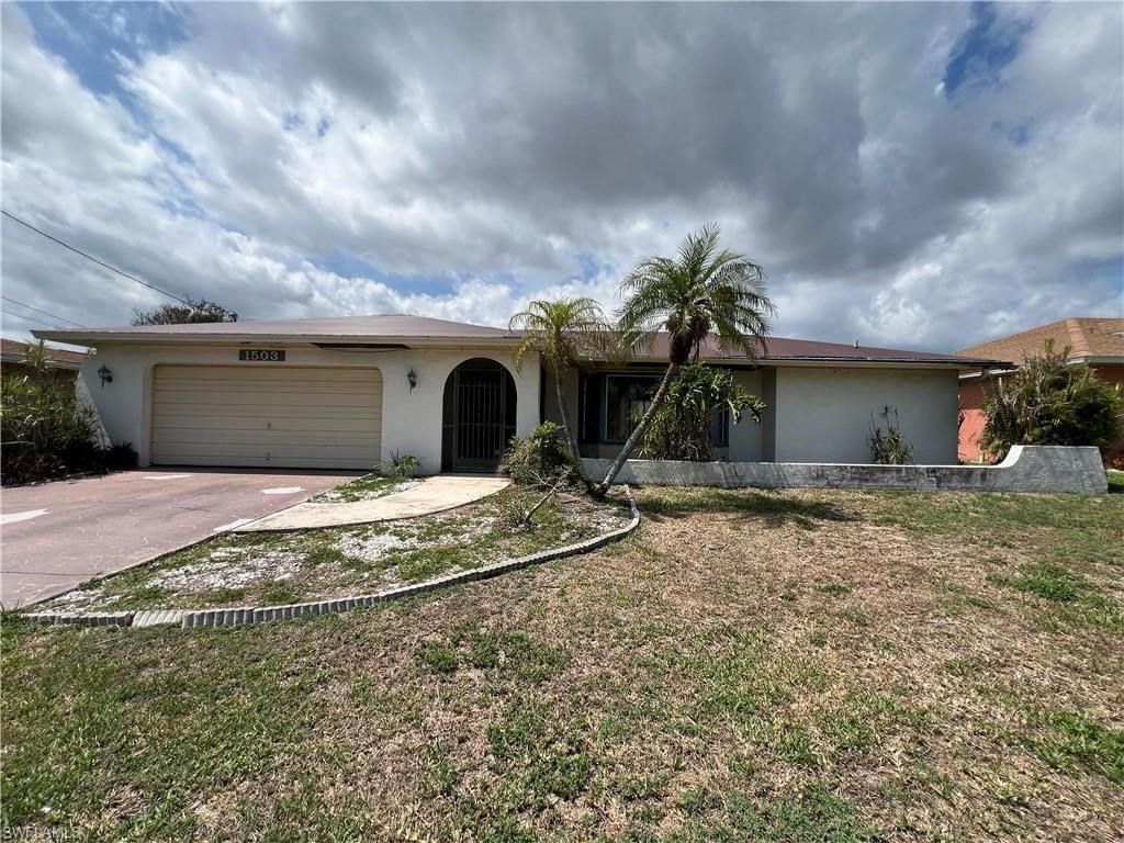 Image 1 of property listing at 1503 SE 23rd TER, Cape Coral, FL 33990