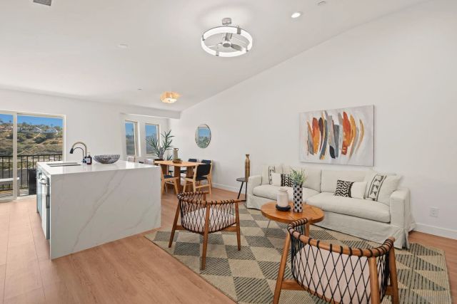 2483 Oxford Ave, Cardiff By The Sea, CA 92007