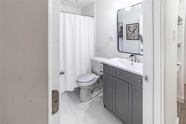 1415 Mearns Meadow BLVD, Austin, TX 78758