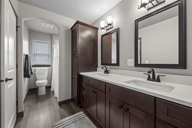 614 Hillside Drive, Tiffin, IA 52340