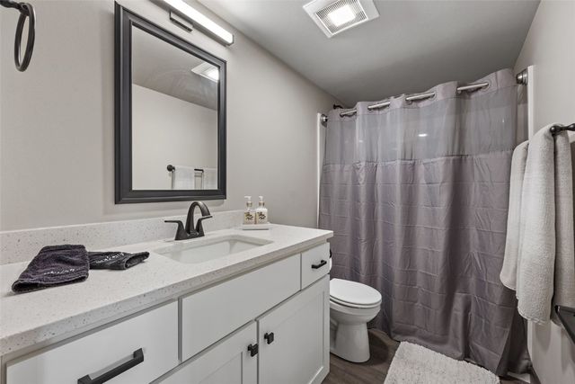 614 Hillside Drive, Tiffin, IA 52340