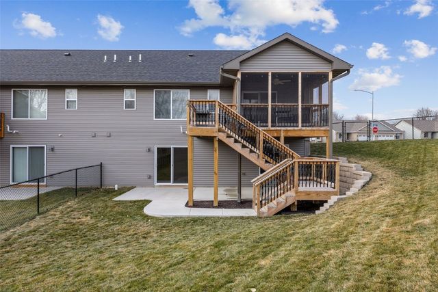 614 Hillside Drive, Tiffin, IA 52340