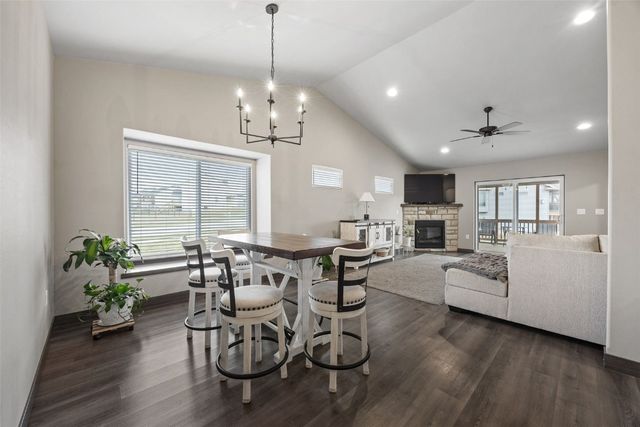 614 Hillside Drive, Tiffin, IA 52340