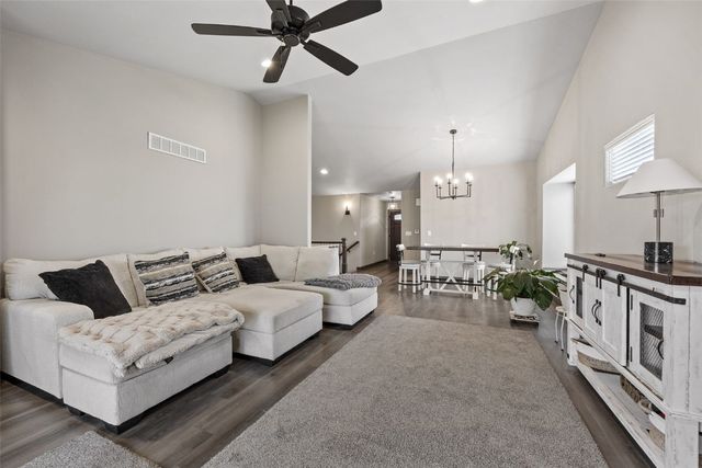 614 Hillside Drive, Tiffin, IA 52340