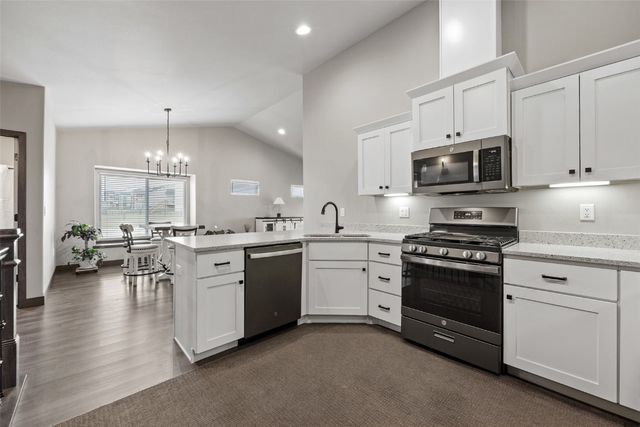 614 Hillside Drive, Tiffin, IA 52340