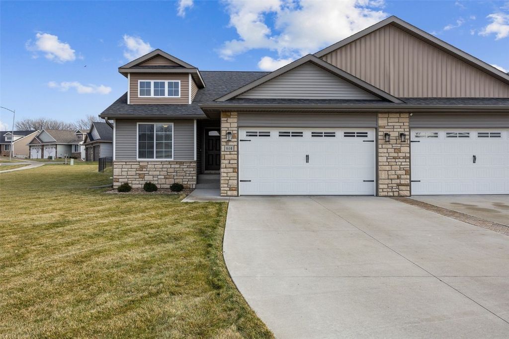 614 Hillside Drive, Tiffin, IA 52340