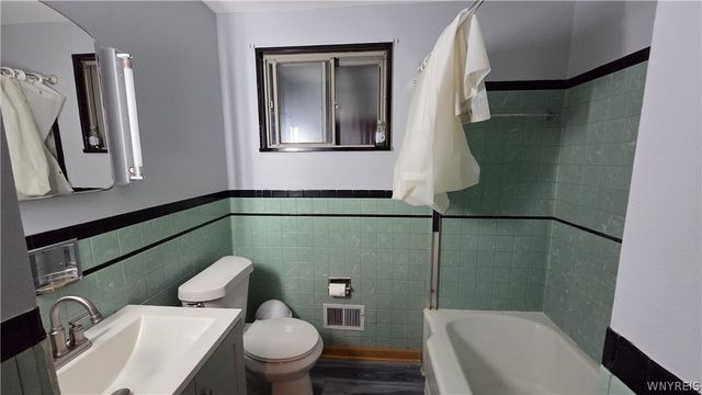 841 George Urban Boulevard, Cheektowaga, NY 14225