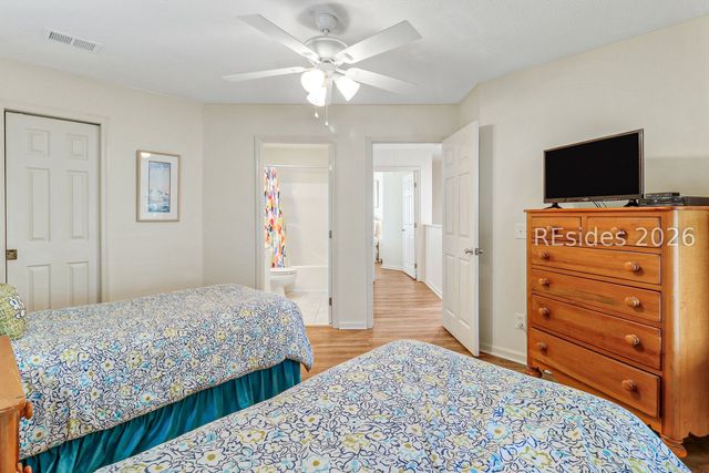19 Lemoyne Ave Apt 23, Hilton Head Island, SC 29928