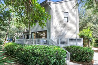 19 Lemoyne Ave Apt 23, Hilton Head Island, SC 29928