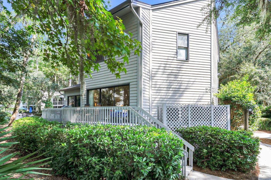 19 Lemoyne Ave Apt 23, Hilton Head Island, SC 29928
