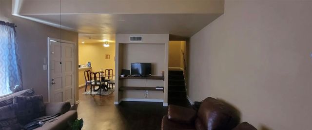 5516 Boca Raton Boulevard 310, Fort Worth, TX 76112