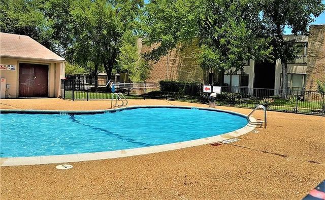 5516 Boca Raton Boulevard 310, Fort Worth, TX 76112