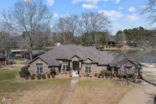 105 Kelly Ct, Marshall, TX 75672
