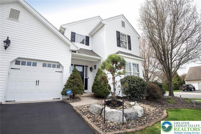 1941 Grigio Place, Bethlehem Twp, PA 18045