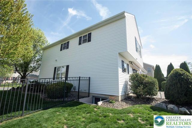 1941 Grigio Place, Bethlehem Twp, PA 18045