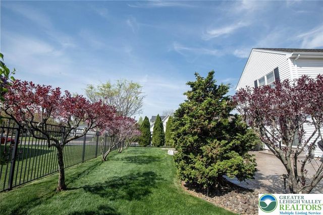 1941 Grigio Place, Bethlehem Twp, PA 18045