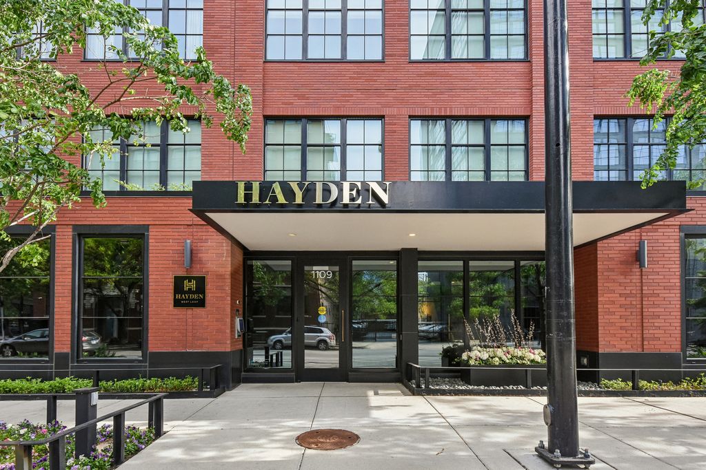 1109 W WASHINGTON Boulevard 8A, Chicago, IL 60607