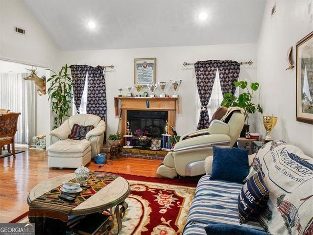 155 BRENTWOOD Drive, Demorest, GA 30535