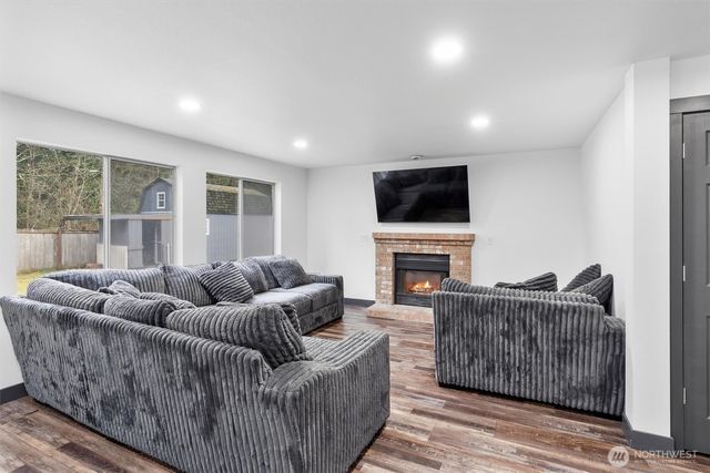 20831 60th Street E, Bonney Lake, WA 98391