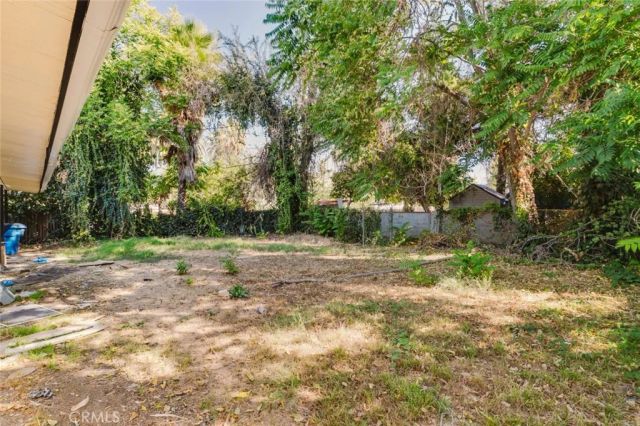 7704 Calvin Avenue, Reseda, CA 91335