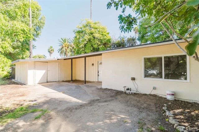 7704 Calvin Avenue, Reseda, CA 91335