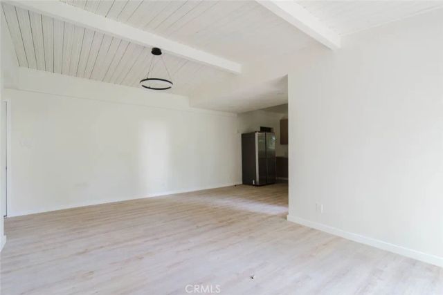 7704 Calvin Avenue, Reseda, CA 91335