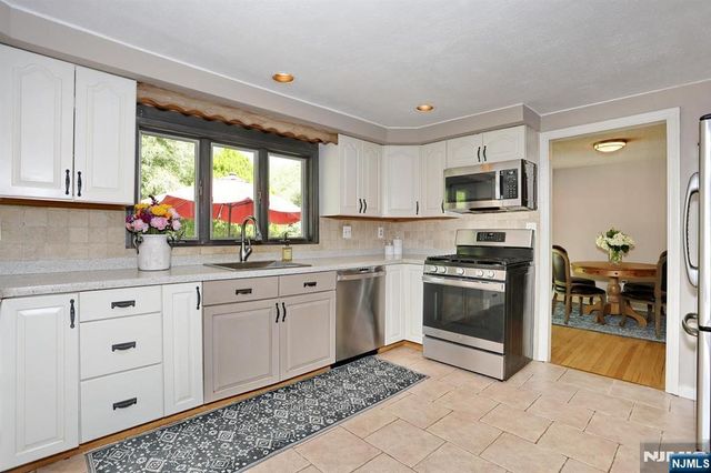 153 Bergen Avenue, Waldwick, NJ 07463