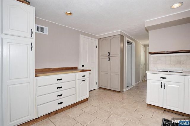 153 Bergen Avenue, Waldwick, NJ 07463