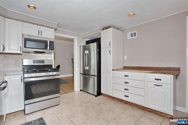 153 Bergen Avenue, Waldwick, NJ 07463