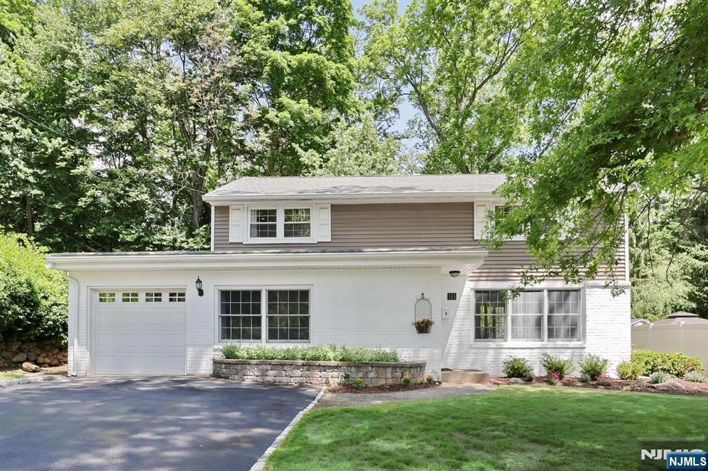 153 Bergen Avenue, Waldwick, NJ 07463