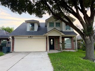 6827 Autumn Thistle Drive, Katy, TX 77449