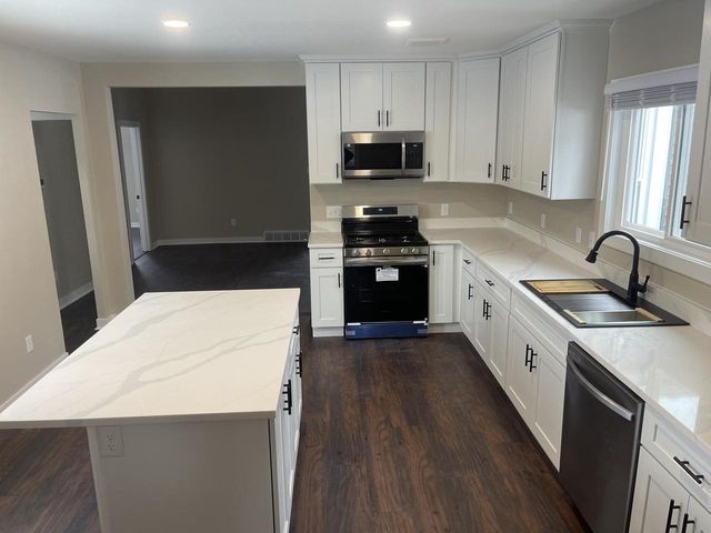 20365 W National AVENUE, New Berlin, WI 53146