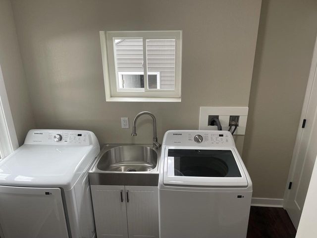 20365 W National AVENUE, New Berlin, WI 53146