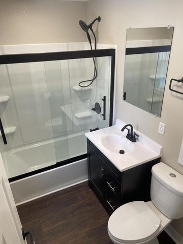 20365 W National AVENUE, New Berlin, WI 53146