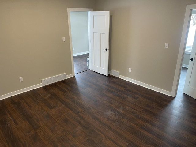 20365 W National AVENUE, New Berlin, WI 53146