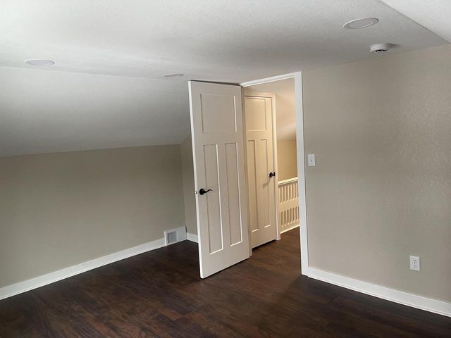 20365 W National AVENUE, New Berlin, WI 53146