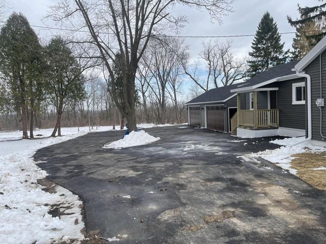 20365 W National AVENUE, New Berlin, WI 53146