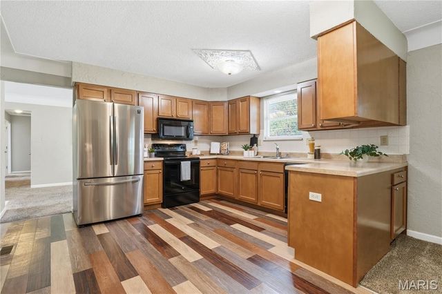 2908 Westminister Drive, St Charles, MO 63301